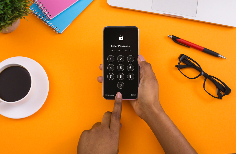 auth-forgot-password-cover